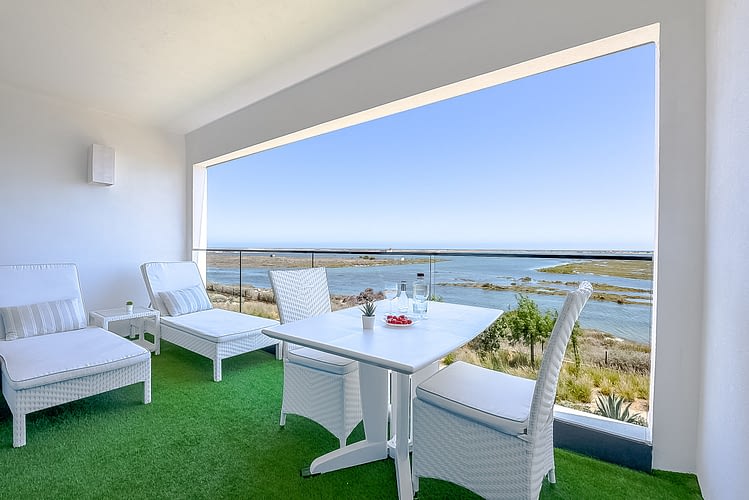 t1_fuseta_ken_terrasse_lagune_web-min